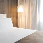 Mercure 4*