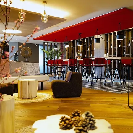 Mercure ואלנס