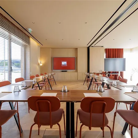 酒店 Mercure 瓦朗斯