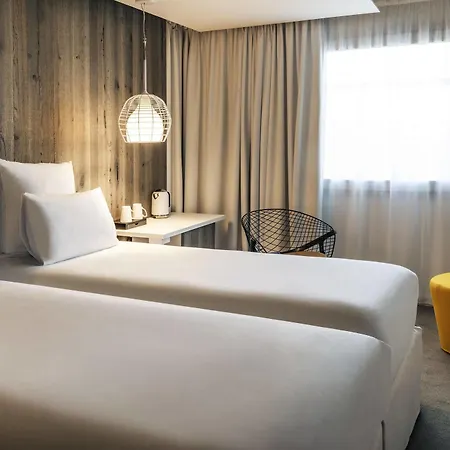 Mercure מלון ואלנס