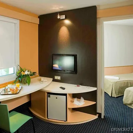 Hotell Mercure 4*